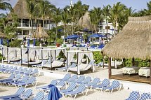 The Reef Playacar