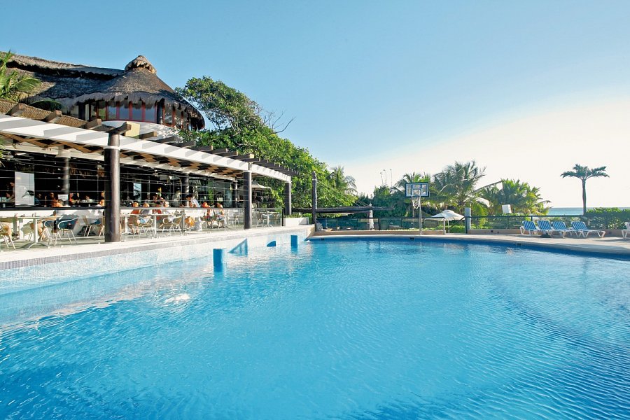 The Reef Playacar