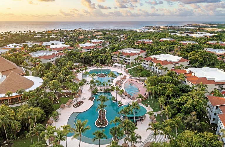 Bahia Principe Escape Tequila