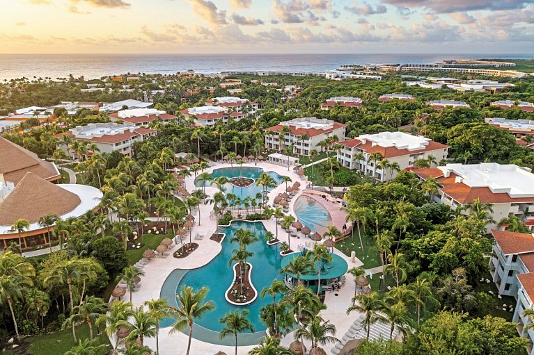 Bahia Principe Escape Tequila