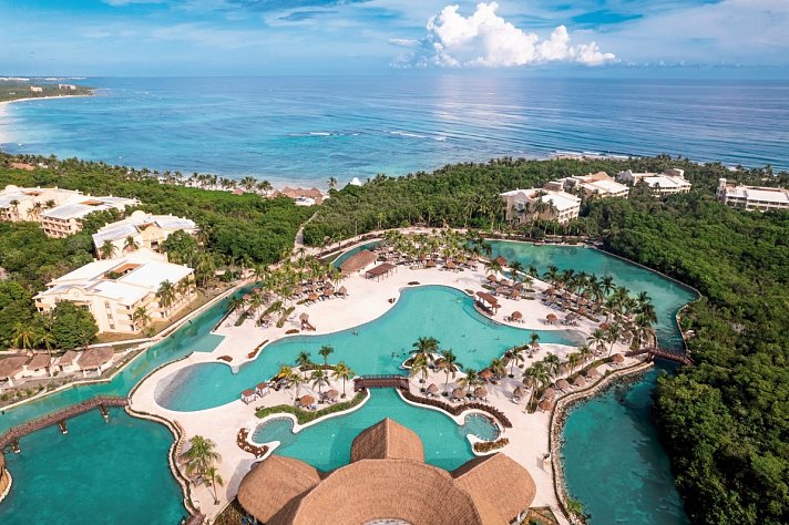 Grand Palladium Select White Sand