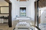 Grand Palladium Select White Sand