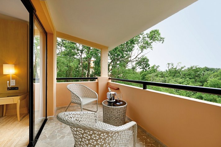 Grand Palladium Select White Sand
