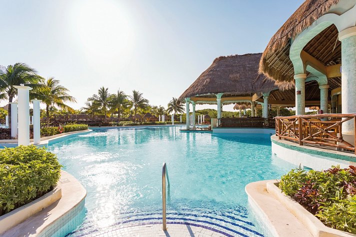 Grand Palladium Kantenah Resort & Spa