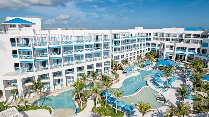 Margaritaville Island Reserve Riviera Maya by Karisma