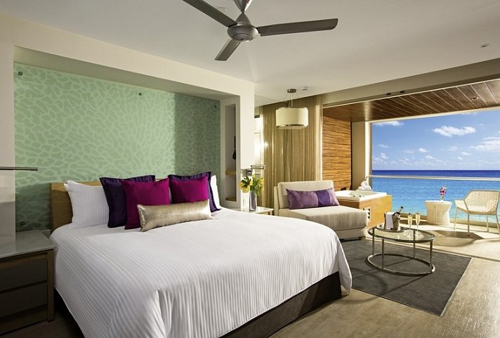 Breathless Riviera Cancun Resort & Spa - xhale club Junior Suite Ocean Front