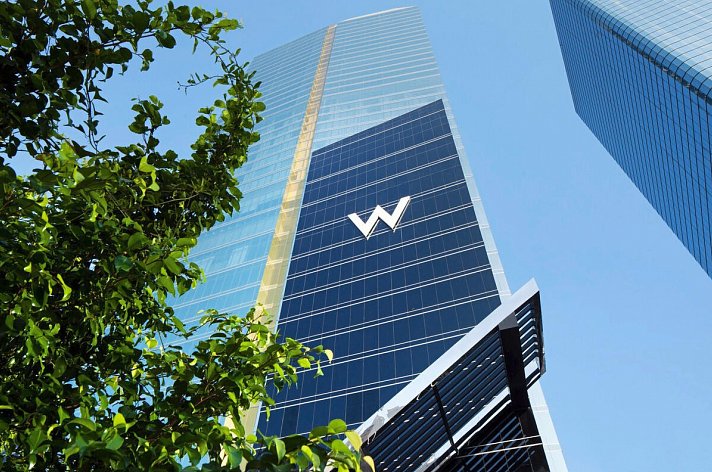 W Panama
