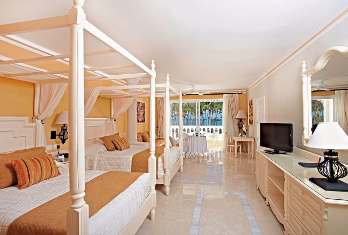 Bahia Principe Luxury Bouganville - Wohnbeispiel Juniorsuite Deluxe Ocean Front (Zimmercodierung JDM)