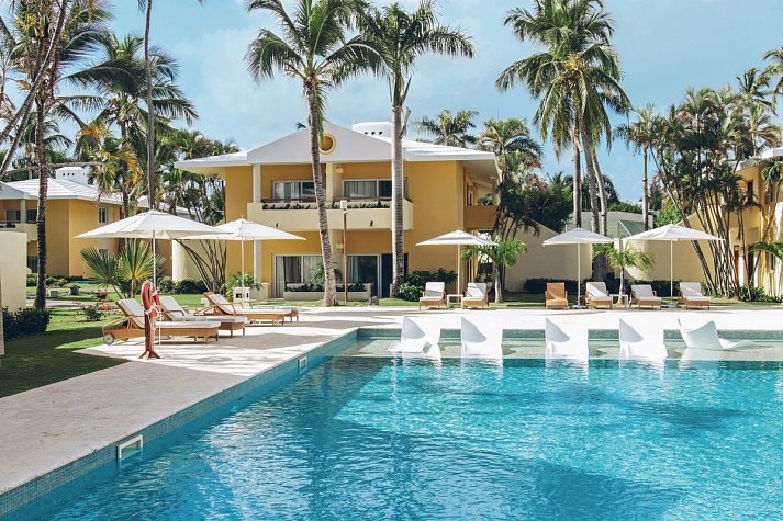 Iberostar Selection Coral Bàvaro - Beispiel Aussenansicht Junior Suite Pool Access (Zimmercodierung JBP)