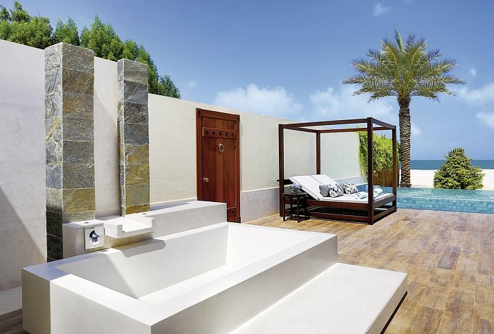The Ritz-Carlton Ras Al Khaimah, Al Hamra Beach