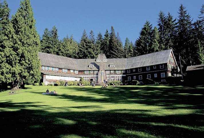 Lake Quinault Lodge