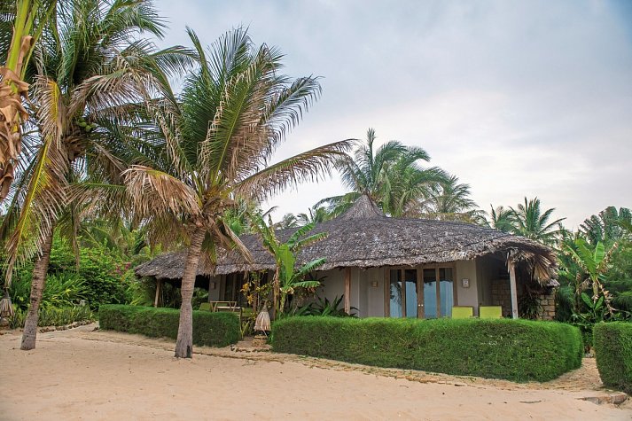 Sailing Club Resort Mui Ne - Wohnbeispiel Deluxe Beachfront Bungalow (Zimmercodierung BDO)