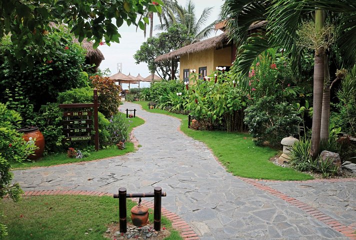 Bamboo Village Beach Resort & Spa