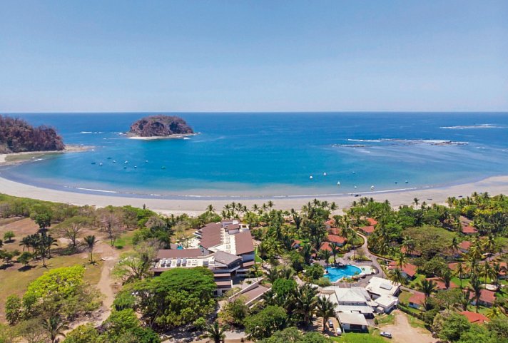 Azura Beach Resort