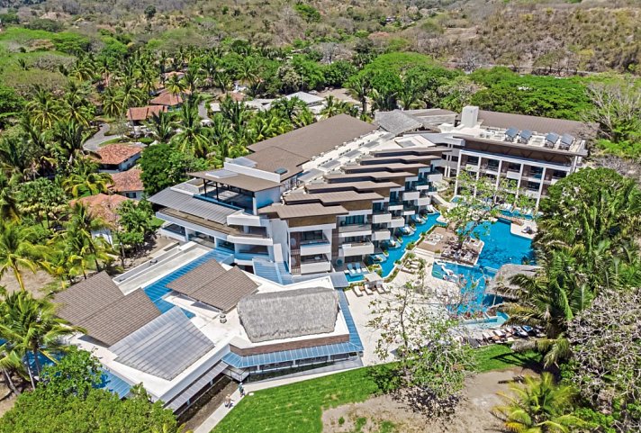 Azura Beach Resort