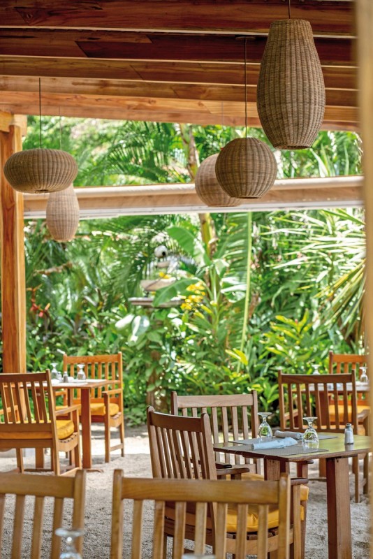 Capitan Suizo Beachfront Boutique Hotel