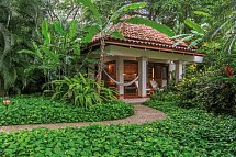 Capitan Suizo Beachfront Boutique Hotel