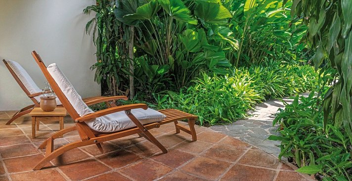 Capitan Suizo Beachfront Boutique Hotel