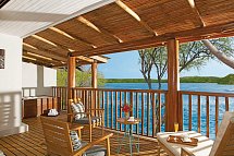 Secrets Papagayo Costa Rica - Terrassenbeispiel Preferred Club Junior Suite Ocean Front (Zimmercodierung JL1)