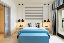 Juweira Boutique Hotel - Wohnbeispiel Marina Suite (Zimmercodierung WB1)