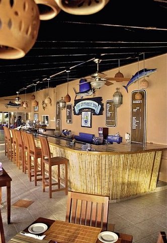 Blue Waters Inn