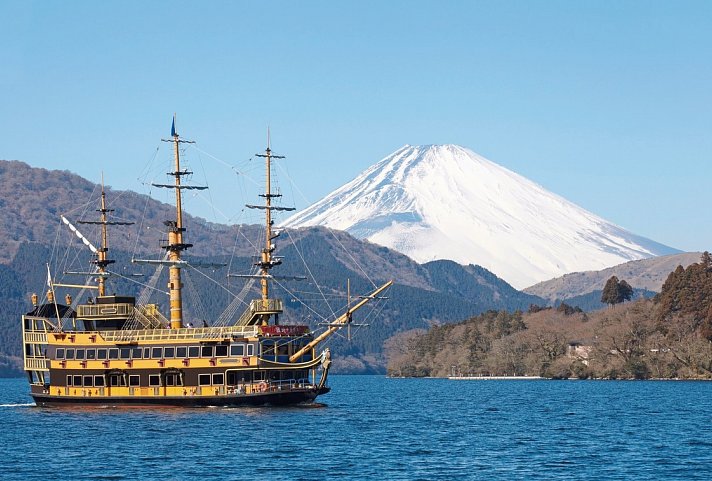 Japans Insel-Quartett (inkl. Flug) - Schifffahrt auf dem Ashi-See