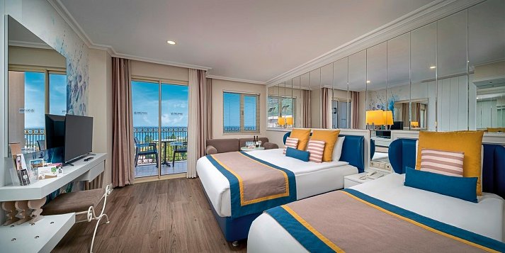Delphin Diva Premiere - Wohnbeispiel Doppelzimmer Meerblick (Zimmercodierung DBM)