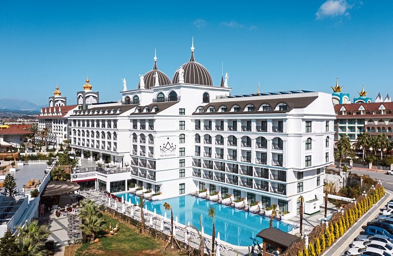 Side Royal Style Hotel