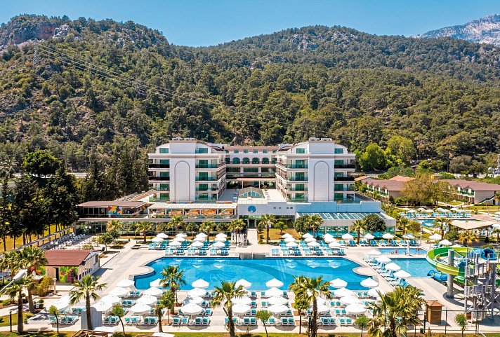 Dosinia Luxury Resort