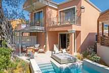 Sentido Apollo Palace - Beispiel Außenbereich Suite Deluxe Family Privatpool (Zimmercodierung WDR)