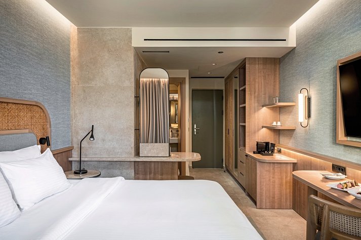 Sentido Apollo Palace - Wohnbeispiel Doppelzimmer Deluxe Privatpool (Zimmercodierung DDR)