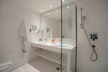 Ibiscus Hotel Corfu - Wohnbeispiel Suite Meerblick Privatpool (Zimmercodierung W1R)