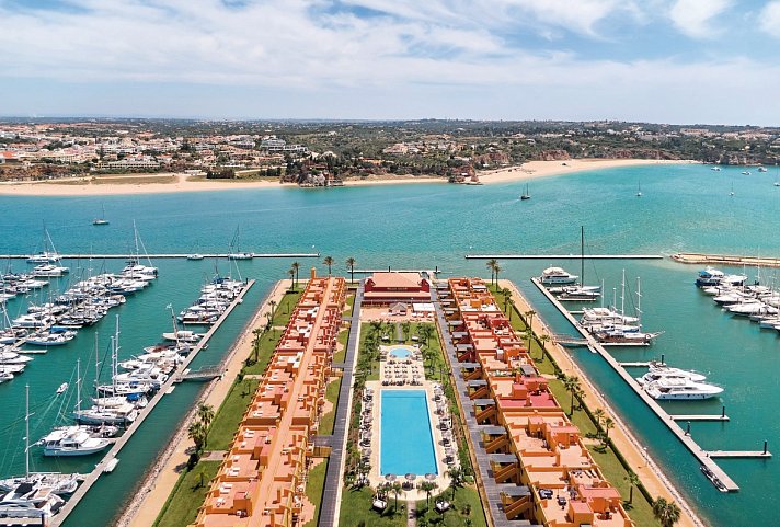 NH Marina Portimão Resort