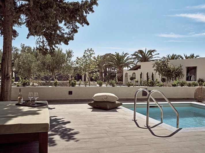 Numo Ierapetra Beach Resort Crete, Curio Collection by Hilton