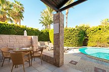 Mitsis Royal Mare - Wohnbeispiel Juniorsuite Swim Up Gemeinschaftspool (Zimmercodierung JBQ)
