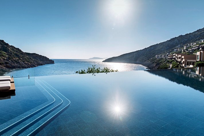 Daios Cove