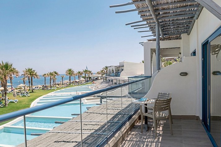 Lyttos Beach - Wohnbeispiel Juniorsuite Meeresfront erste Etage (Zimmercodierung J9O)