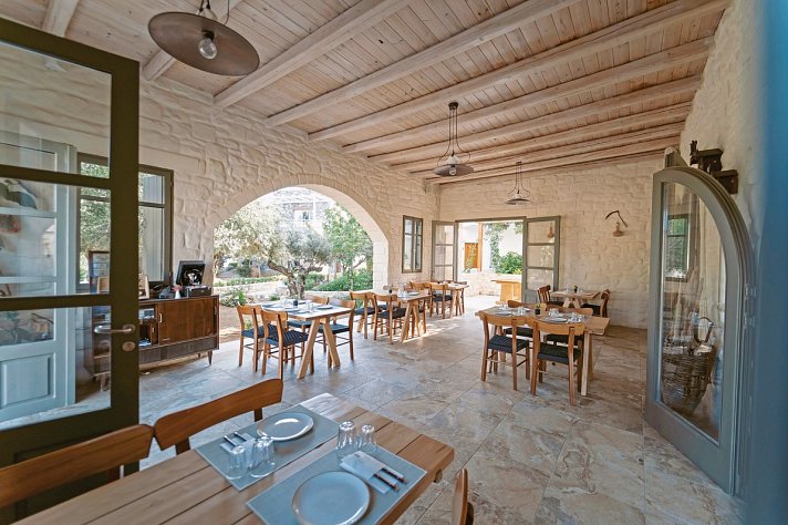 Ostria Resort & Spa