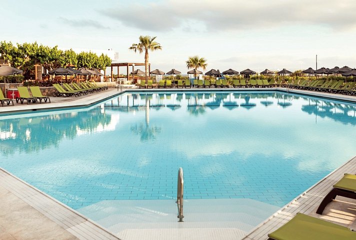 Sol by Mélia Marina Beach Crete