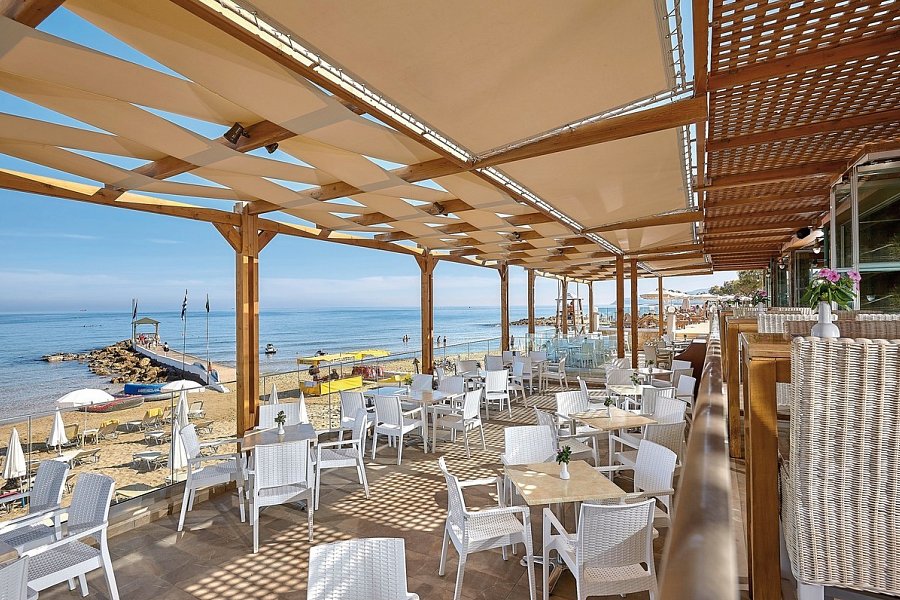 Alexander Beach Hotel & Village Resort
