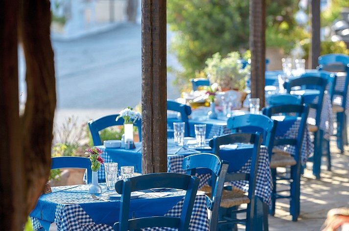 Alexander Beach Hotel & Village Resort