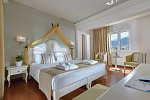 Alexander Beach Hotel & Village Resort