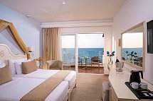 Alexander Beach Hotel & Village Resort - Wohnbeispiel Doppelzimmer Meerblick Meeresfront (Zimmercodierung DBM)