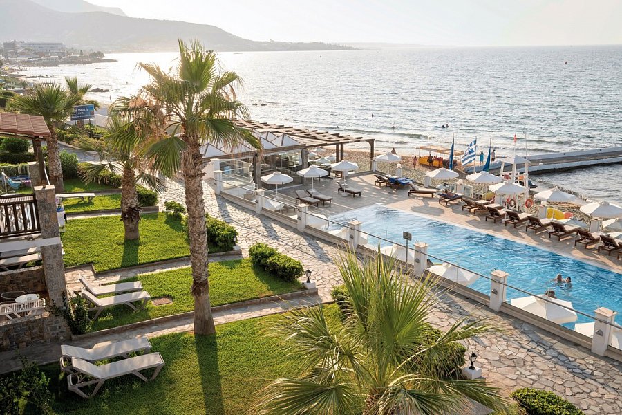 Alexander Beach Hotel & Village Resort