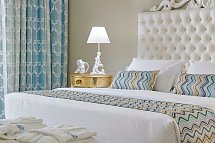 Anemos Luxury Grand Resort - Wohnbeispiel Doppelzimmer Meerblick (Zimmercodierung DBM)