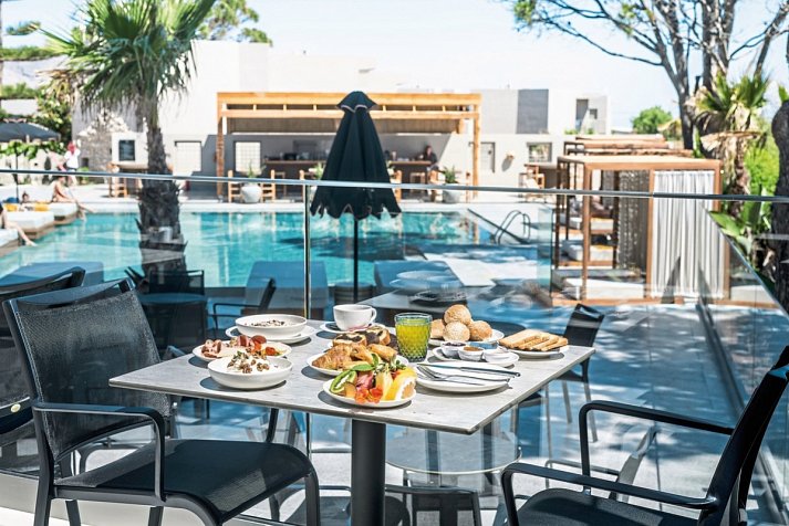 Eliros Mare Beachfront Poem Hotel