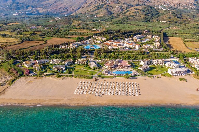 Pilot Beach Resort