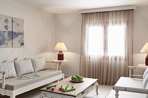 Creta Maris Resort - Wohnbeispiel Familienzimmer Bergblick (Zimmercodierung FBB)