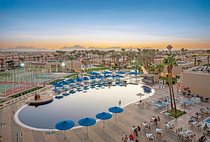 Beach Albatros Resort