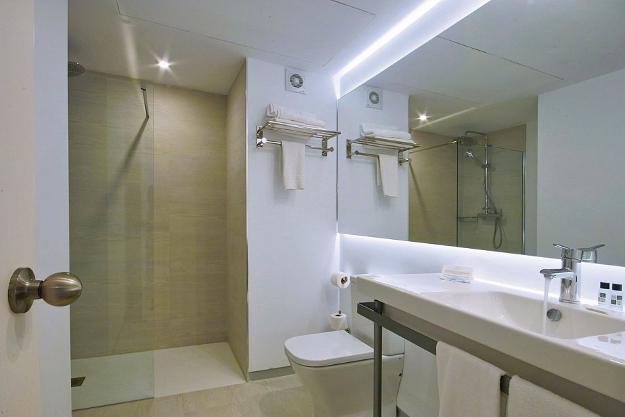 Balansat Resort - Beispiel Bad (Zimmercodierung JB1)